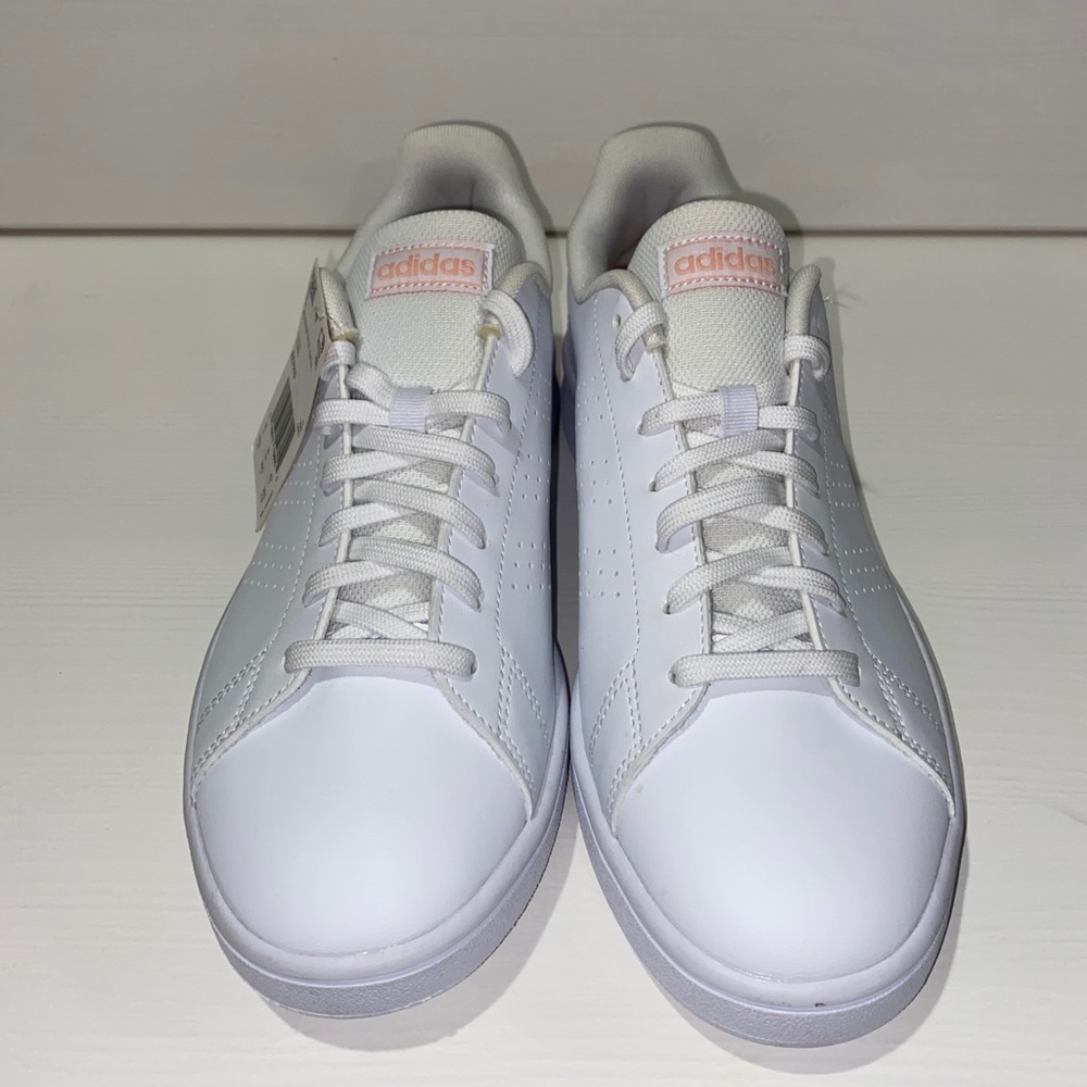 SOLD🛑adidas Advantage Base Women’s White Shoes - Picture 2 of 8